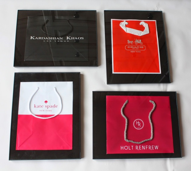 Quadros com Sacolas Framed Shopping Bags